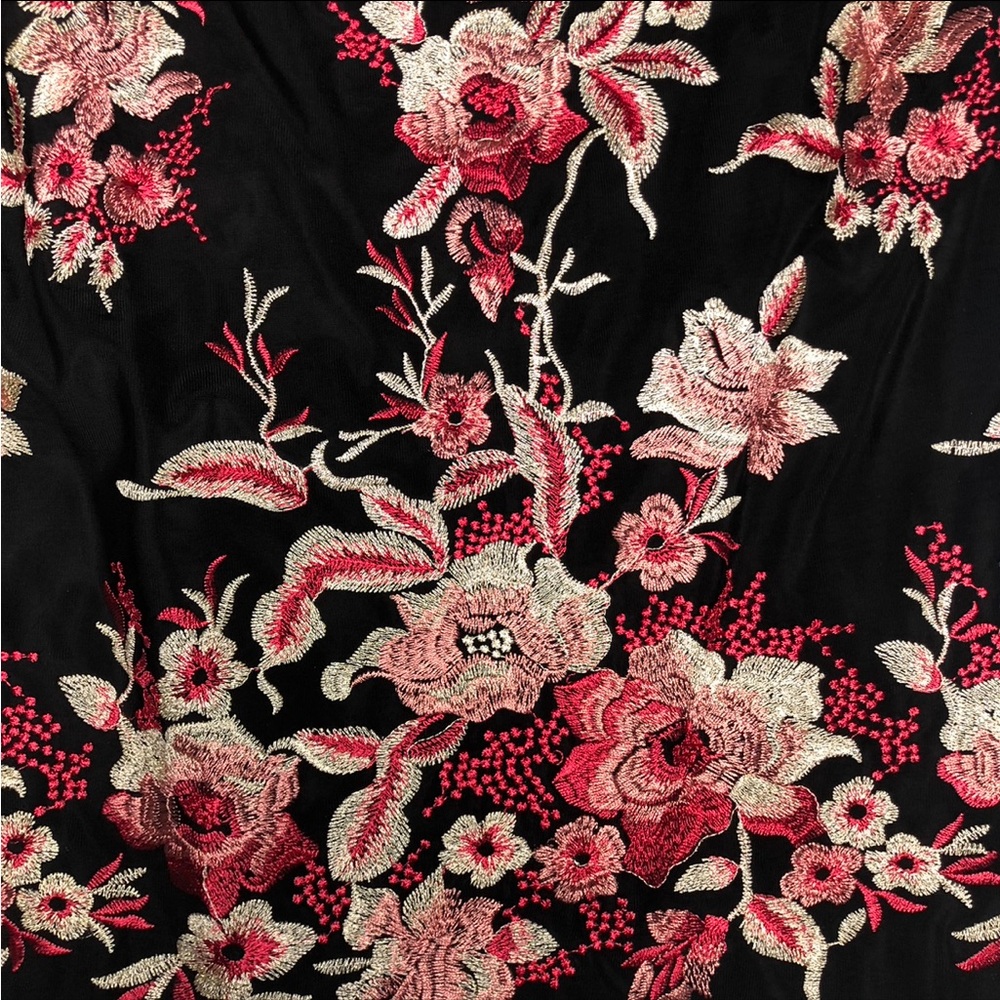 ⭐️NEW⭐️ WHBM Sleeveless Black Pink Gold Embroidered Mesh Sheath Dress - Picture 6 of 11